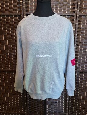 Renowned Men's Gray Crewneck Sweatshirt